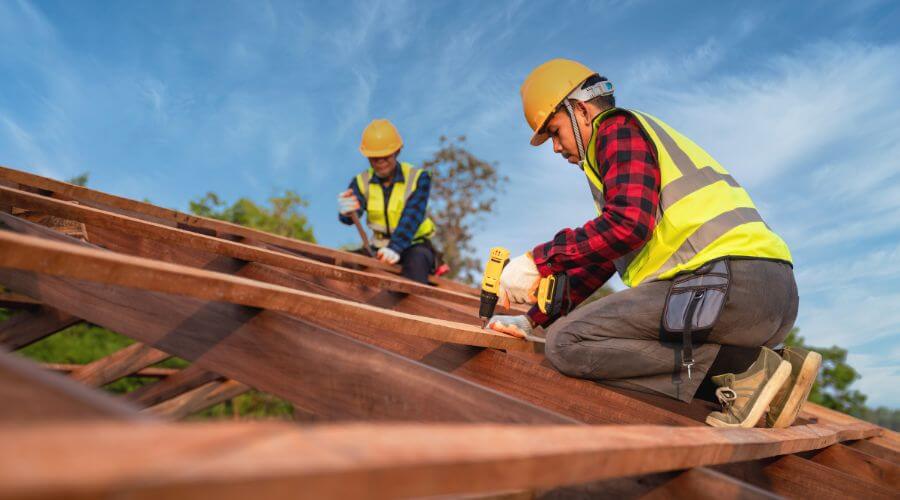 Expert Emergency Roof Repairs services in Oaktown, IN